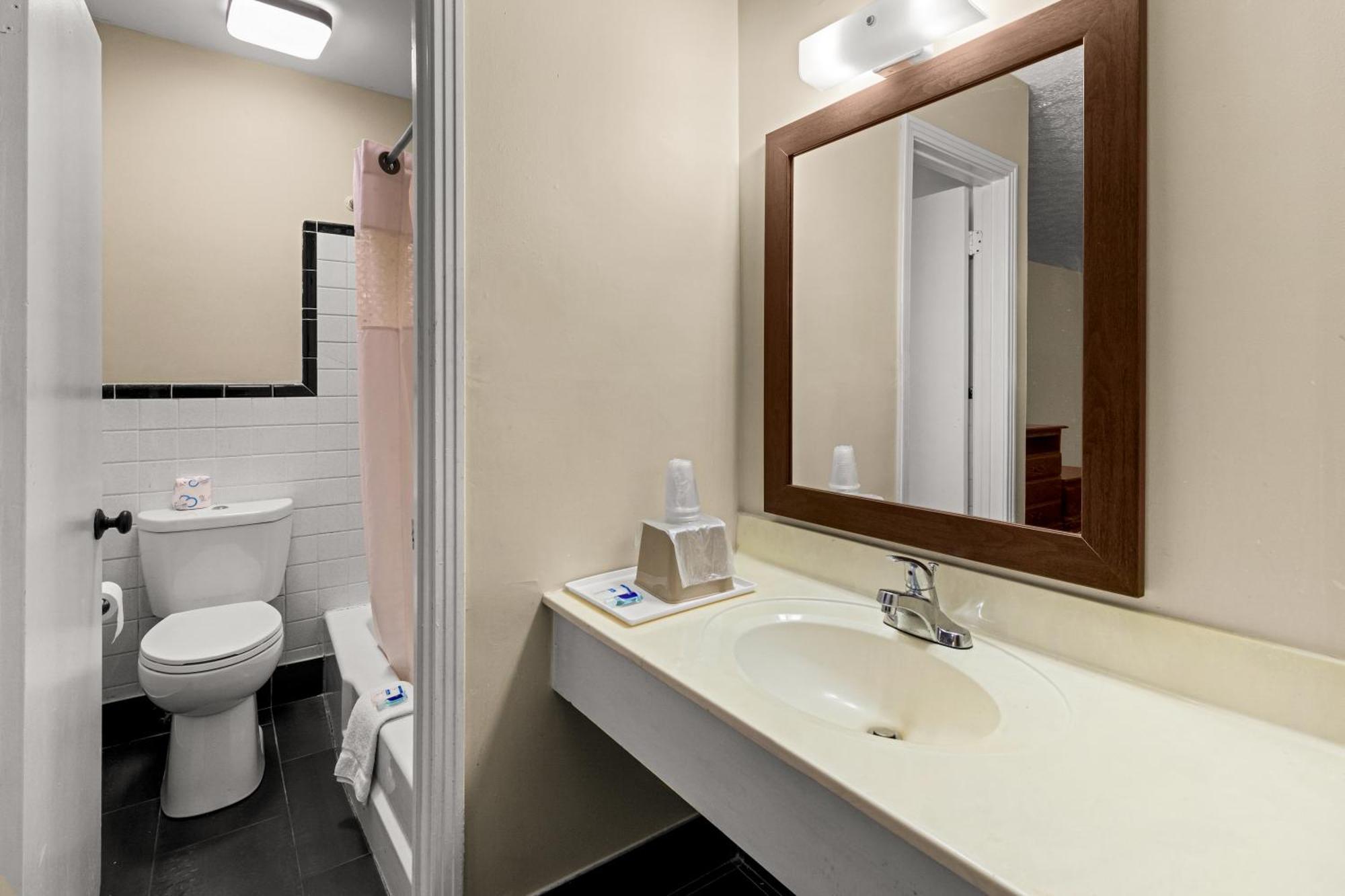 Rodeway Inn Dickson Dış mekan fotoğraf